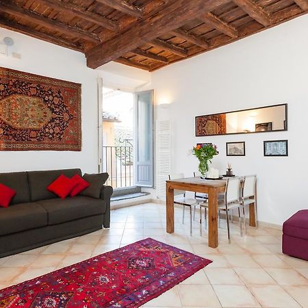 Maisonette Farnese Rome Kamer foto