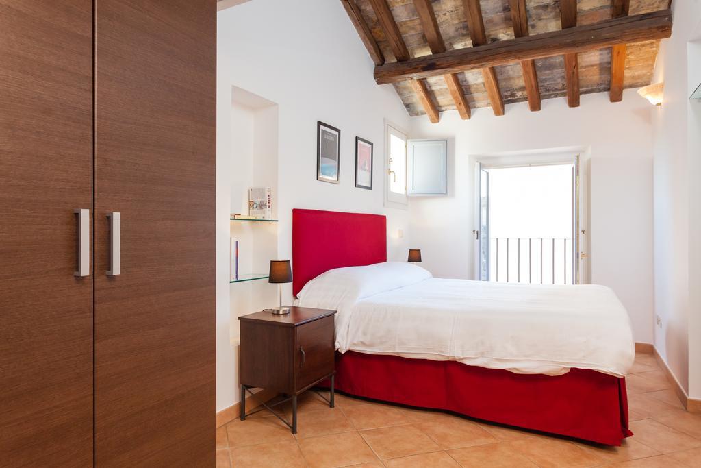 Maisonette Farnese Rome Kamer foto