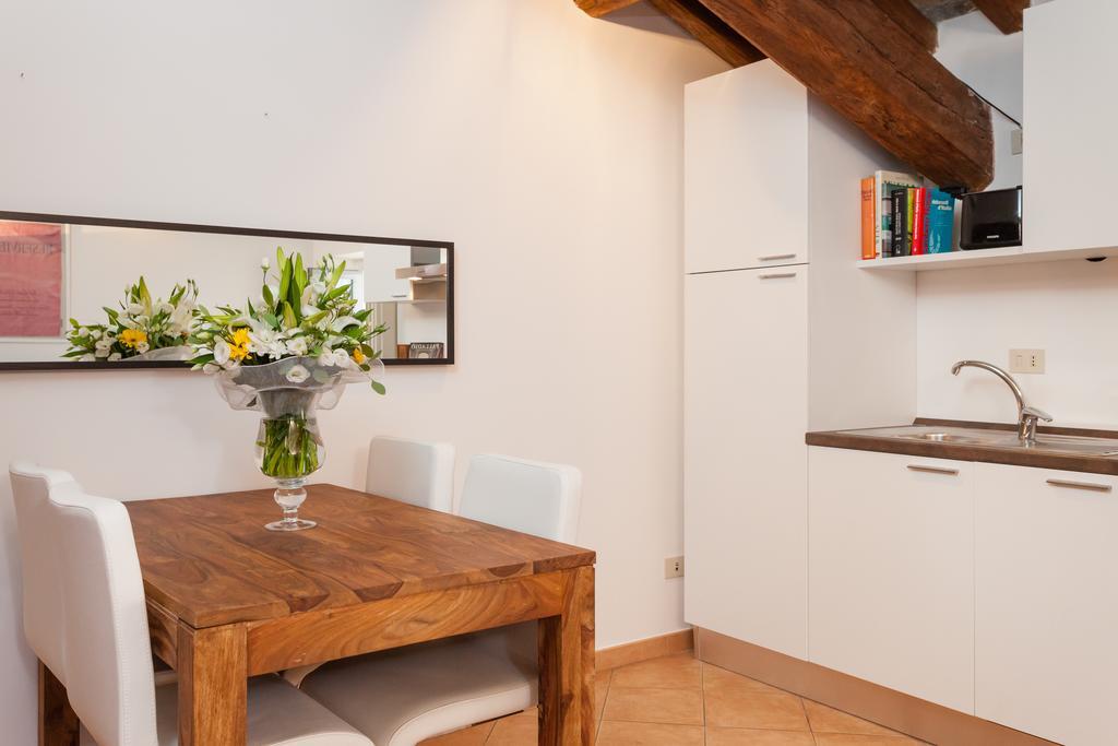 Maisonette Farnese Rome Kamer foto
