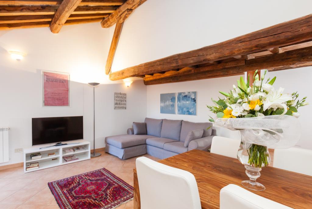Maisonette Farnese Rome Kamer foto