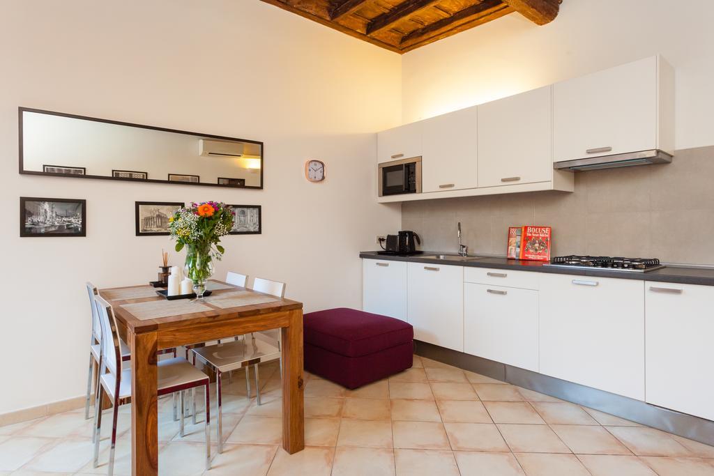 Maisonette Farnese Rome Kamer foto